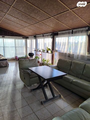 דופלקס, האירוס 1, נאות הדרים (חבצלת הצעירה), קרית עקרון