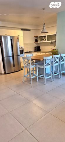 דירה, דרך הים 10, סביוני גני תקווה, גני תקווה