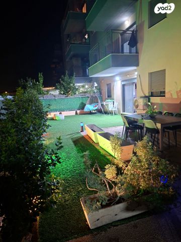 דירת גן, איבי נחל 1, אבני חפץ, אבני חפץ