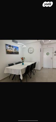 דירה, אברהם מחרז 16, סנטרל פארק / האצטדיון, באר שבע