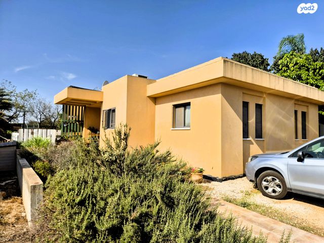 בית פרטי/ קוטג', השקד 201, שרונה, שרונה