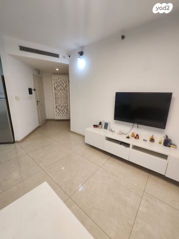 דירה, ש"י עגנון 10, משכנות האומנים, קרית מוצקין