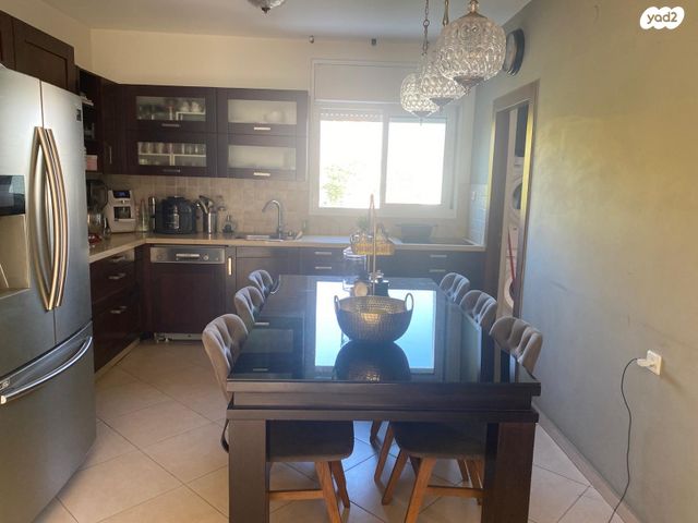 דופלקס, משה דיין 12, נווה סביון, אור יהודה