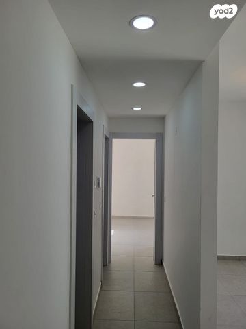 דירה, גולדה מאיר 102, מורשת, מודיעין מכבים רעות