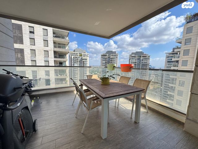 דירה, דרך הים 10, סביוני גני תקווה, גני תקווה