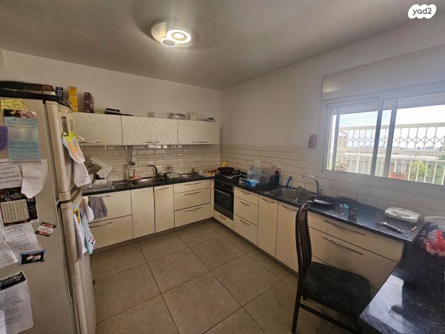 דירה, הרב אריה לייב קפלן 4, בן גוריון כנען, צפת