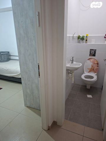 דירת גן, איבי נחל 1, אבני חפץ, אבני חפץ