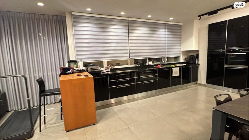 גג/ פנטהאוז, ברוך שפינוזה 20, ב' / צפון מערב העיר, רחובות