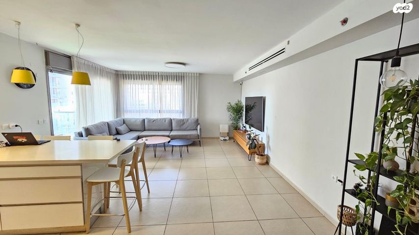 דירה, דרך הים 10, סביוני גני תקווה, גני תקווה