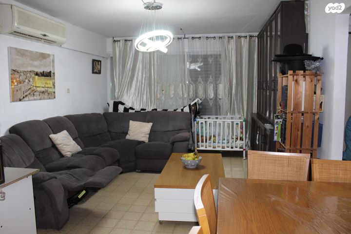 דירה, חנקין 12, מרכז העיר, קרית אתא