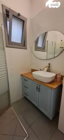 דו משפחתי, סמטת השלישים 3, נווה מנחם, קרני שומרון