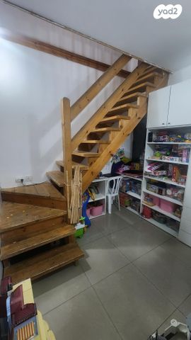 דירה, ברקת 9, נווה אורנים, צפת