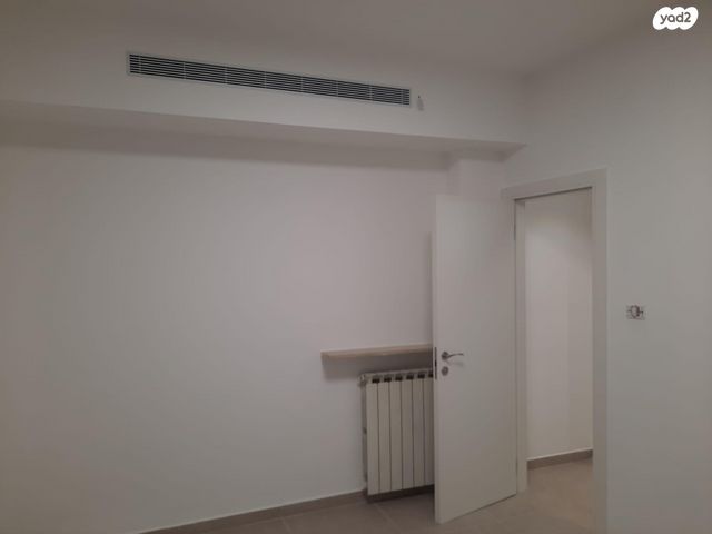 דירה, מסילת ישרים 7, מחנה יהודה - לב העיר, ירושלים