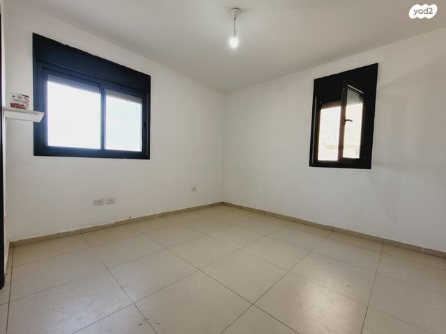 נווה שאנן 23