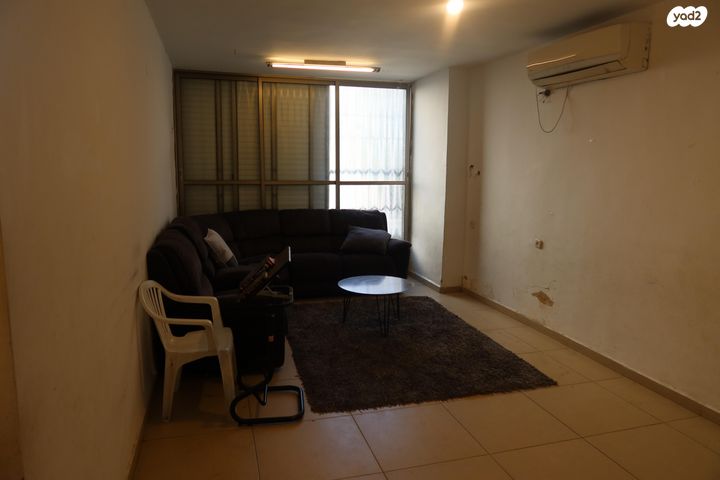 הרב הרצוג 16