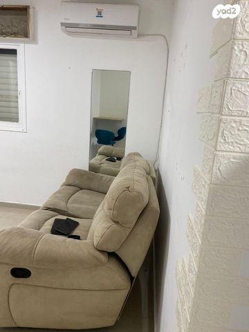 ח.מ. שפירא 20