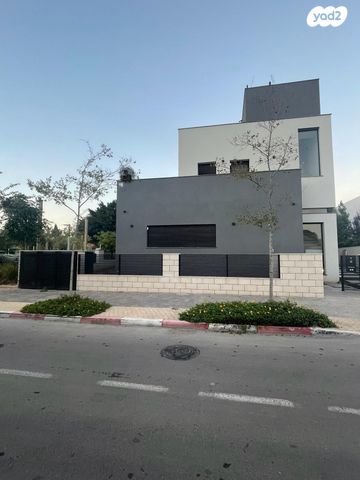 אלוף יצחק חופי 49