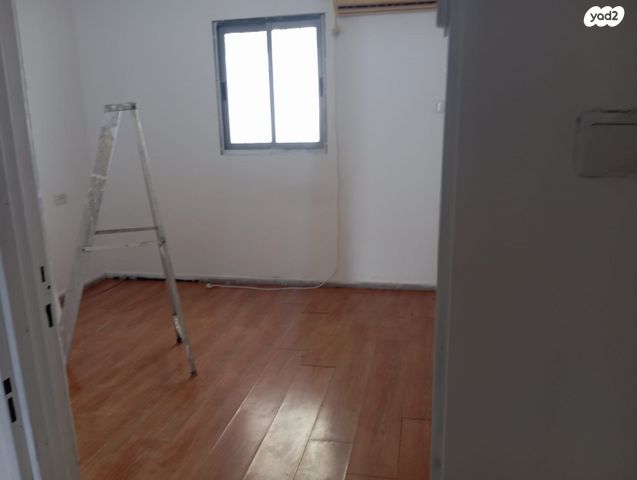 דירת גן, קדושי בלזן 23, נאות הרצל, נתניה