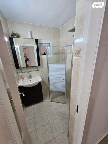 דירה, הרב קוק 29, רובע ב', אשדוד