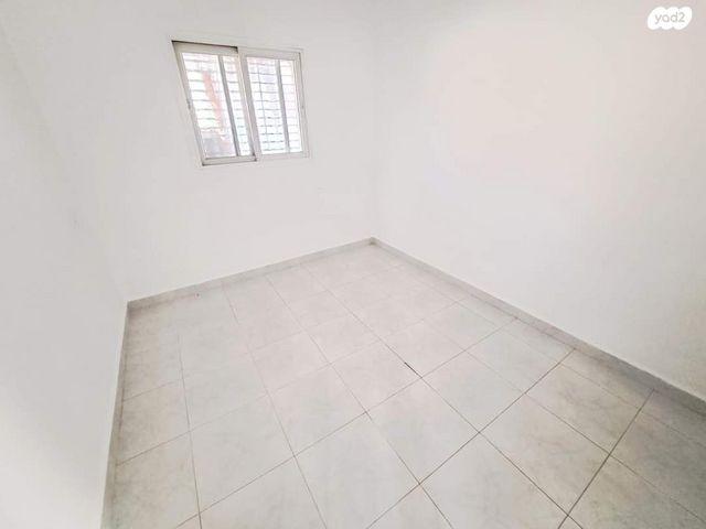 דירה, מרדכי אנילביץ' 11, רמת אפרים, נתניה