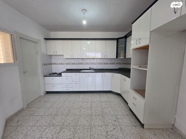 דירה, דרך המשחררים 22, שכונה ב', באר שבע