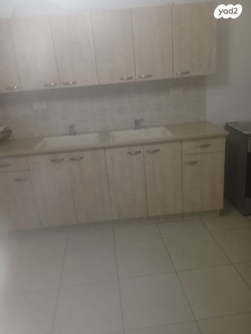 יחידת דיור, הרב צירלסון 29, גני גד, בני ברק