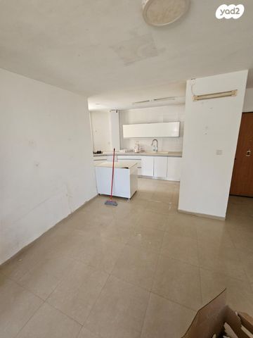 דירה, הרב קוק 29, רובע ב', אשדוד