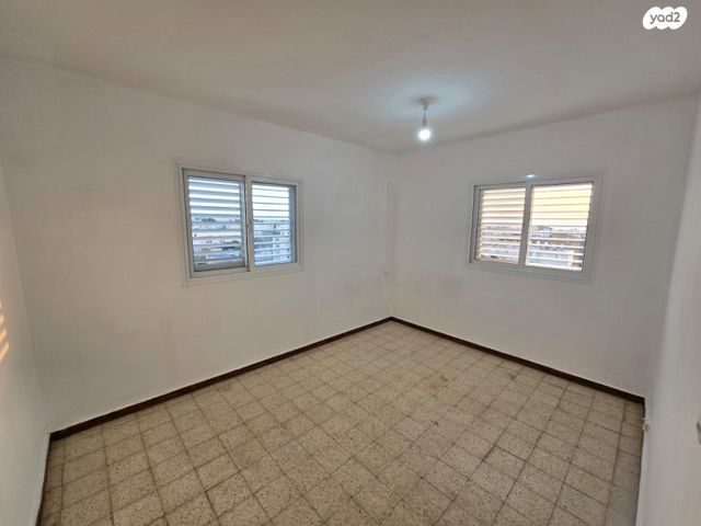 דירה, משה יוליש 8, נווה אלונים, אשקלון