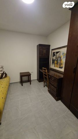 דירה, הגיא 107, הר אדר, הר אדר