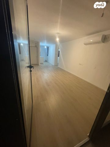 דירה, מעפילי אגוז 9, נווה חן, תל אביב יפו