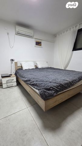 חוף השנהב 40