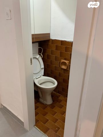 הרב אברהם הלל 6