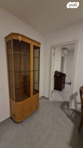 דירה, הגיא 107, הר אדר, הר אדר