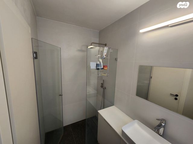 דירה, הרב עוזיאל 4, בבלי, תל אביב יפו