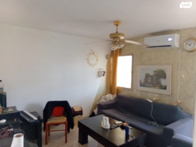 שדרות רש"י 18