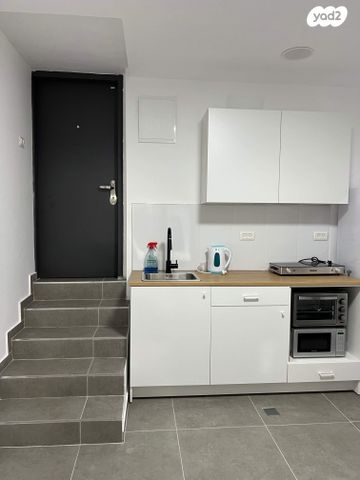 דירה, רד"ק 9, המושבה הגרמנית, חיפה