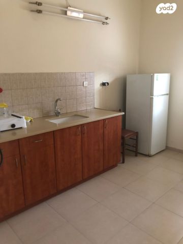 שדרות בנימין 16