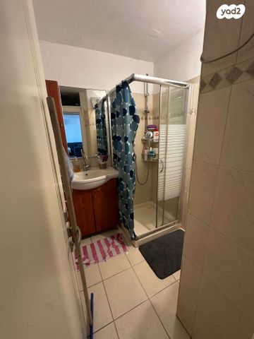 דירה, הרב אלנקווה 55, נווה ברבור, כפר שלם מערב, תל אביב יפו