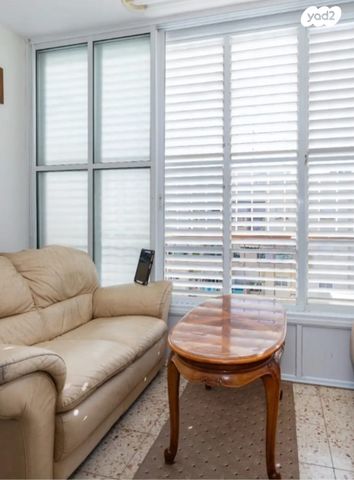 דירה, כובשי החרמון 11, שעריים, רחובות