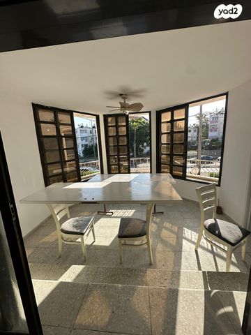 דירה, ביאליק 56, בן גוריון, אשקלון