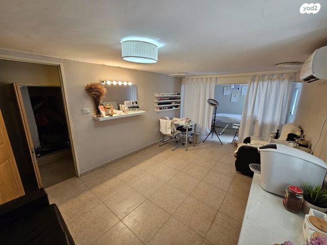 הרב צבי יהודה 9