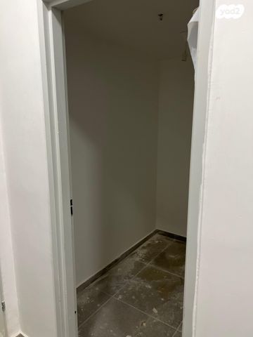 מחסן, ארגמן 1, עיר היין, אשקלון