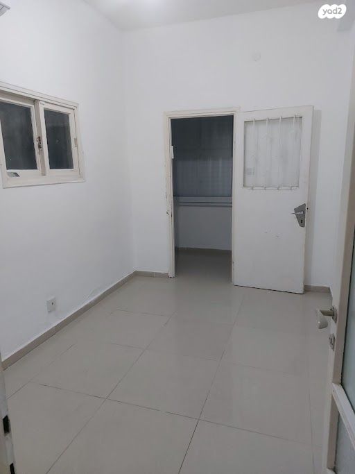 דירה, יעקב 20, ג' / מרכז מזרח העיר, רחובות