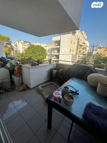 דירה, הגליל 30, נווה דוד רמז, רעננה