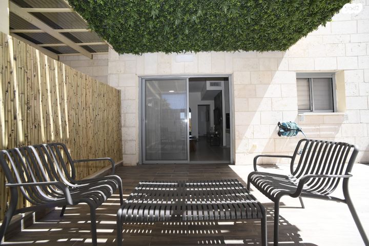 דירת גן, סמטת ים סוף 4, המאפיה, מרכז העיר, אילת