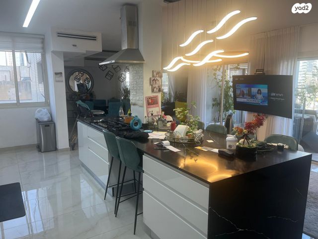 דרך בן גוריון 44