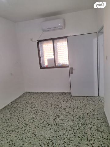 דירה, יצחק שדה 21, קרית ים ג', קרית ים