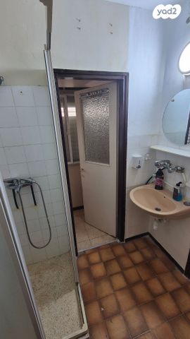 דירה, סוקולוב 27, מרכז העיר, קרית אתא