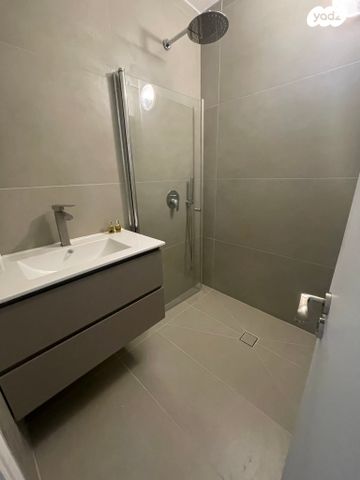 דירה, מעפילי אגוז 9, נווה חן, תל אביב יפו