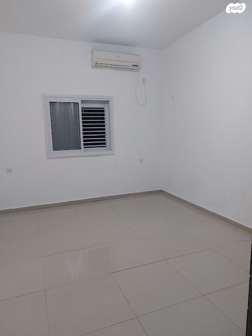 דירה, יעקב 20, ג' / מרכז מזרח העיר, רחובות